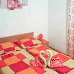 2 Bedroom Cozy In Biograd Biograd Na Moru