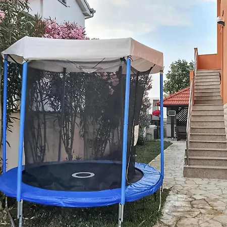 Apartment 2 Bedroom Cozy In Biograd Biograd Na Moru