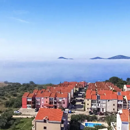 2 Bedroom Cozy In Biograd Biograd Na Moru