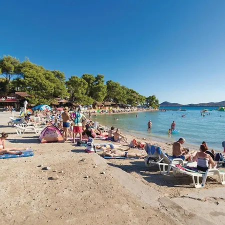 2 Bedroom Cozy In Biograd * Biograd Na Moru