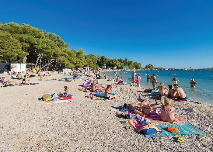 2 Bedroom Cozy In Biograd *